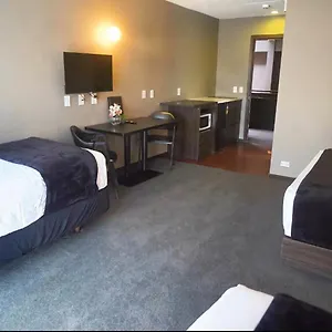 136 On Bealey Motel